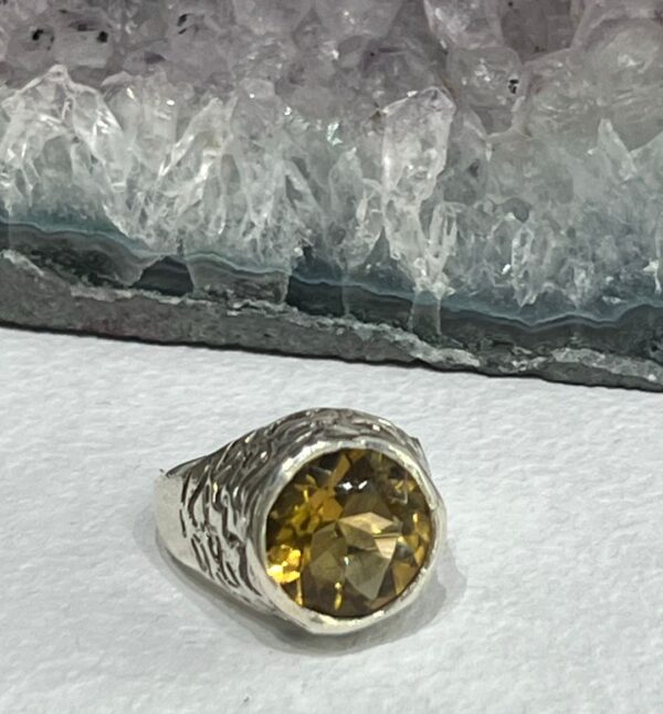 Anillo de Citrino